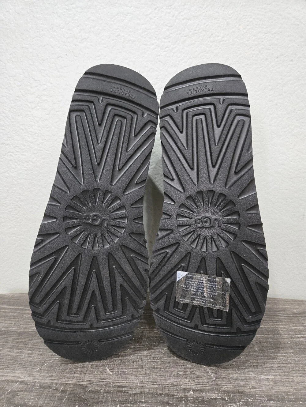 UGG Neumel Quickclick Chukka Black Men's Boots Size 12 S/N 1130720